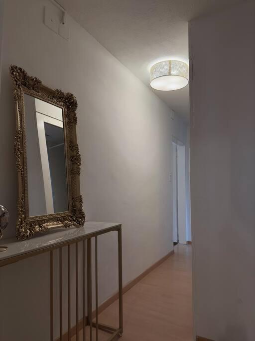 Suesse Wohnung In Zuercher Altstadt 3 Zurique Exterior foto
